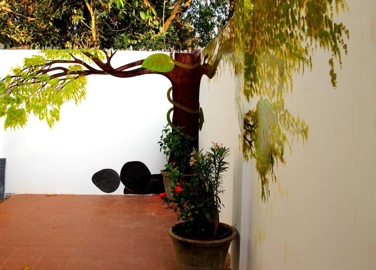 Vagator House Resort Goa Exterior foto